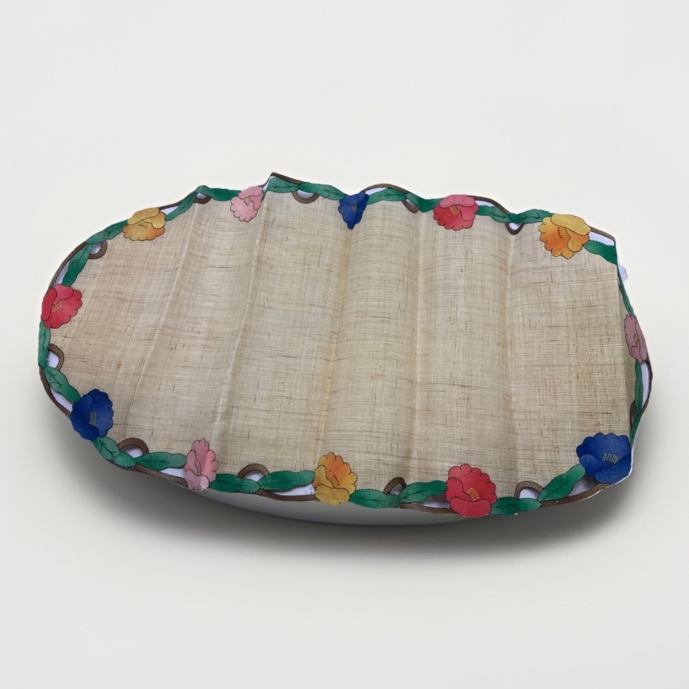 Antique Oval Shape Linen Doily Hand Appliqued Poppy‎ Flowers Poppies 34 Inch